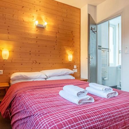 Hotel Les Aravis Saint-Jean-de-Sixt Exterior photo